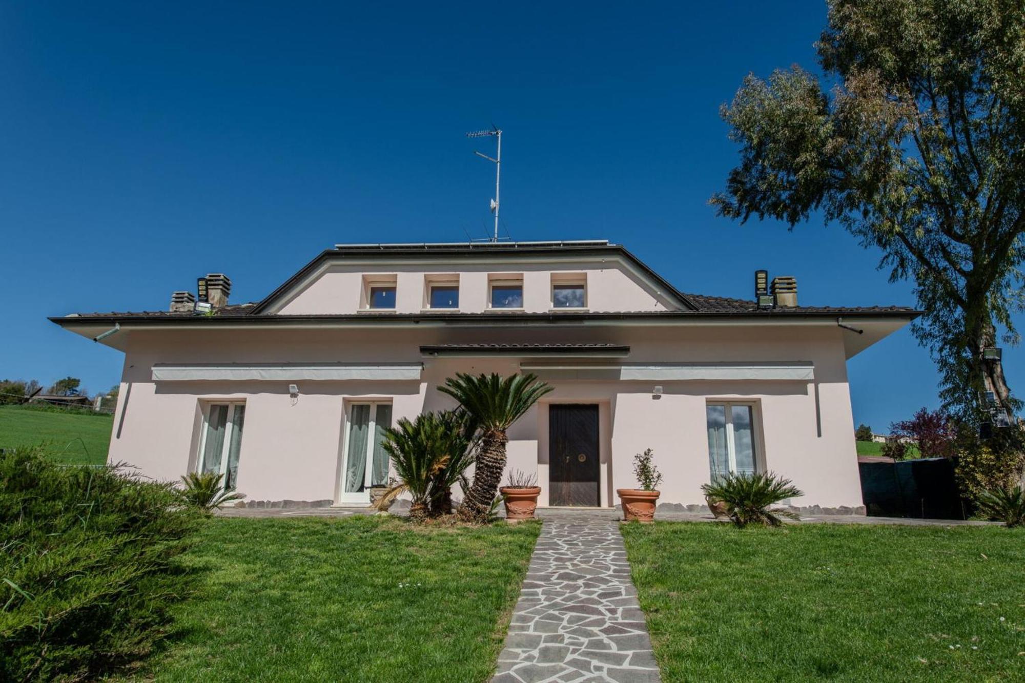 Villa Ninfea Lux Tavullia, Jacuzzi, Garden, Wifi, Ac מראה חיצוני תמונה
