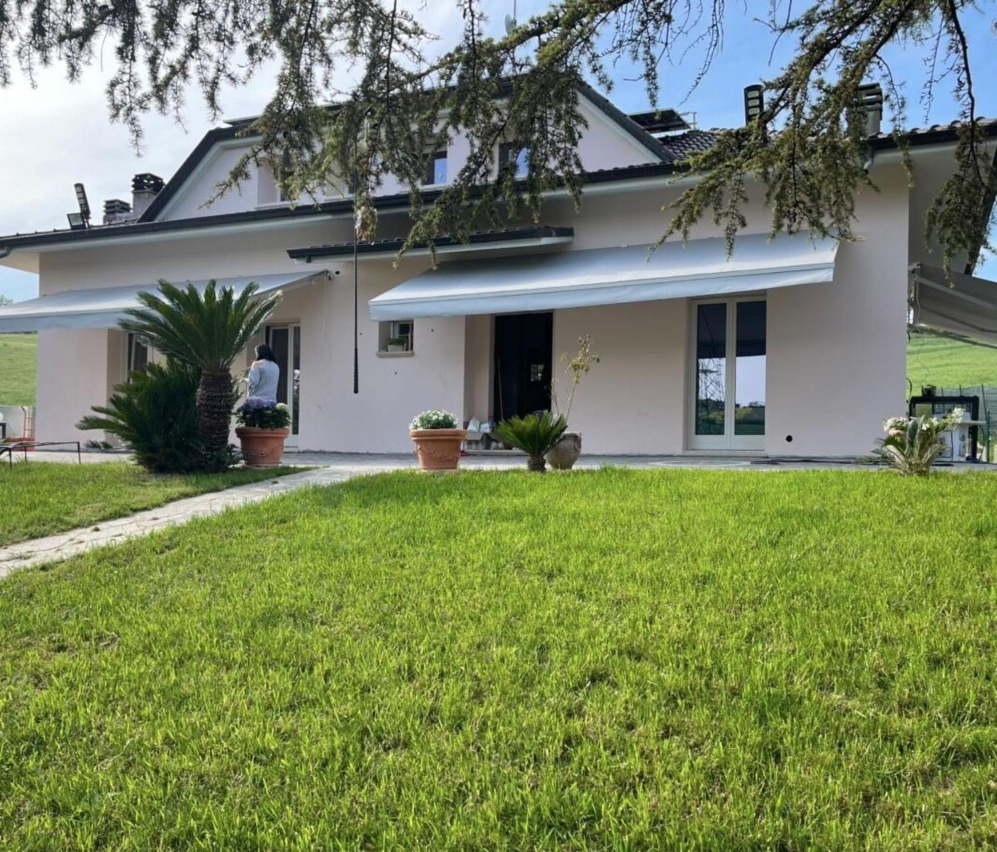 Villa Ninfea Lux Tavullia, Jacuzzi, Garden, Wifi, Ac מראה חיצוני תמונה